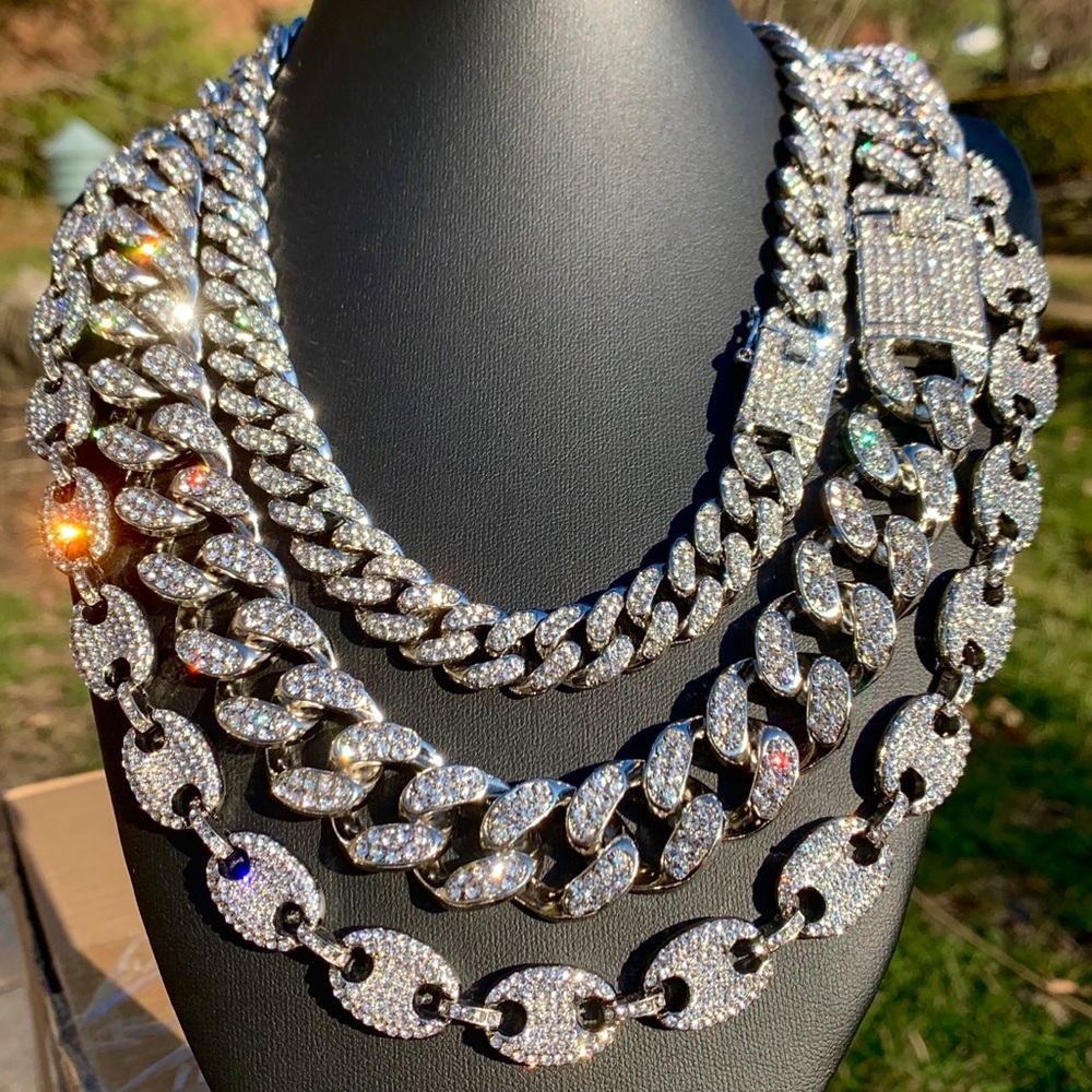 “Millionaire” Chain Set White Gold Iced Out - Picture 1 of 4